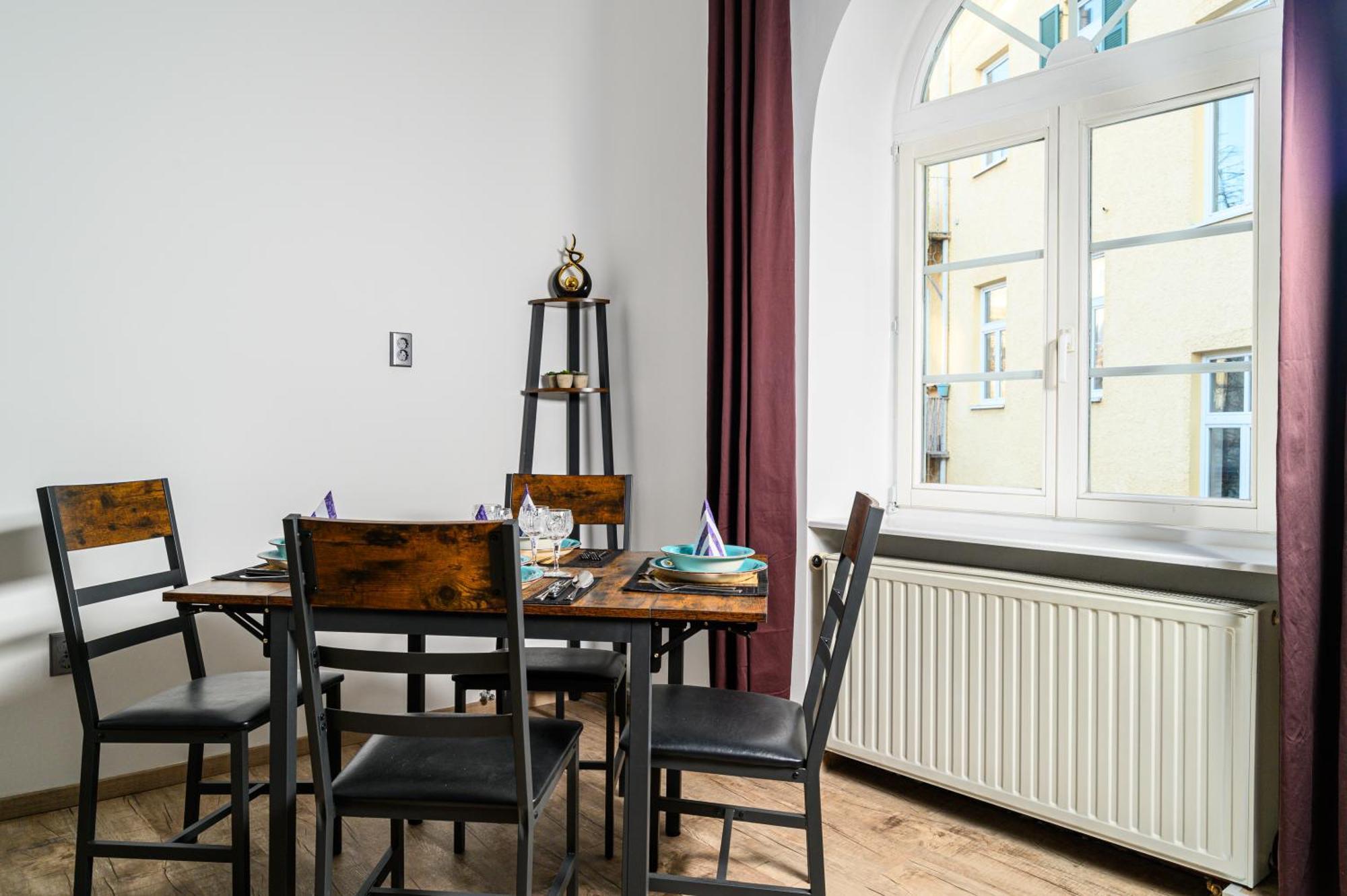 Top At Park, Das Luxurioese Appartement Mit Terrasse Und Parkplatz Im Herzen Von Graz Exterior photo